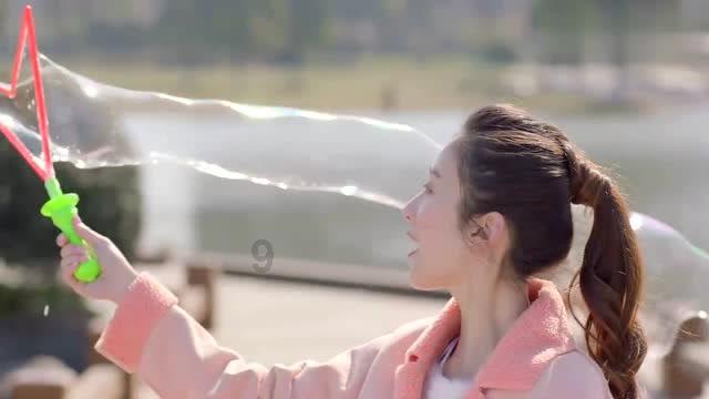 冲浪女孩逃脱